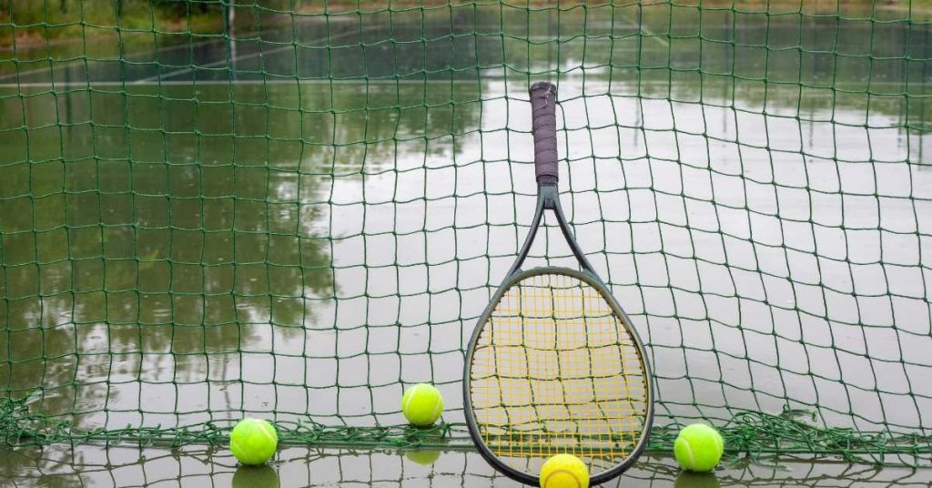 Can You Play Tennis In The Rain?